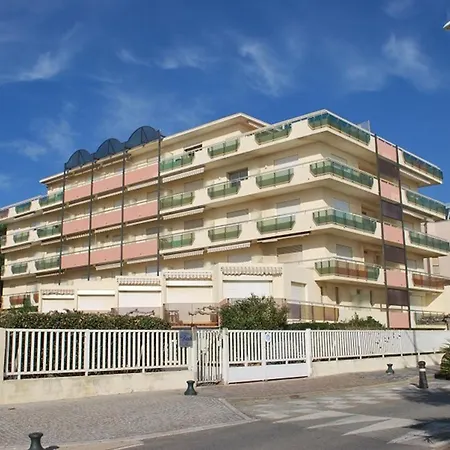 4 Pers Au Lavandou, Animaux Acceptes, Parking - Fr-1-803-63 아파트 *