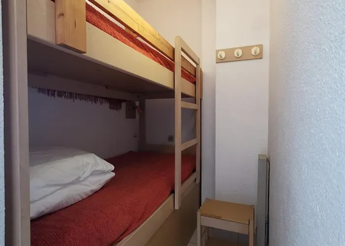 4 Pers Au Lavandou, Animaux Acceptes, Parking - Fr-1-803-63 *